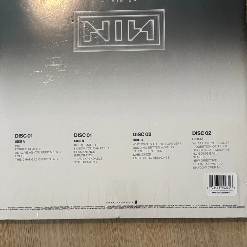 TRON ARES Soundtrack Vinyl - Black and Gray - Picture 5 of 6